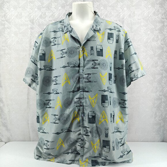 Garment One Other - Star Trek Shirt Mens XXXL 3XL Gray USS Enterprise All Over Print Hawaiian Camp